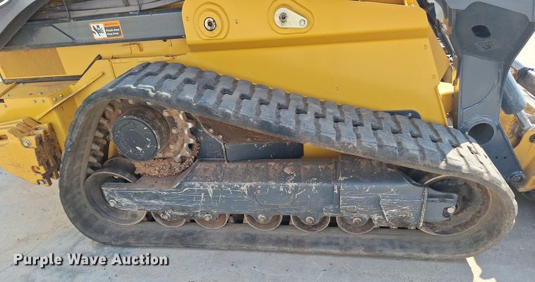 image for item EQ2299 2021 John Deere 333G tracked skid steer loader