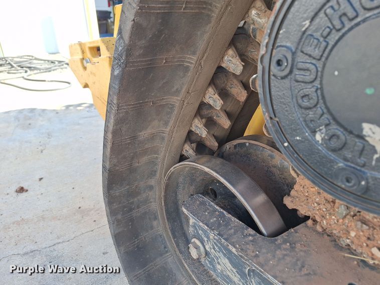 image for item EQ2299 2021 John Deere 333G tracked skid steer loader