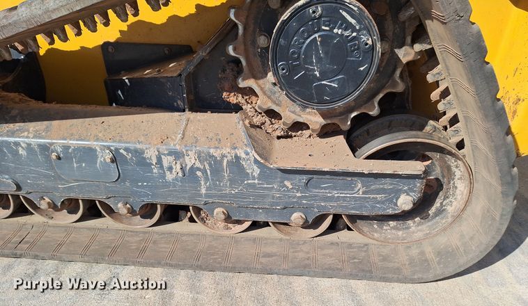 image for item EQ2299 2021 John Deere 333G tracked skid steer loader