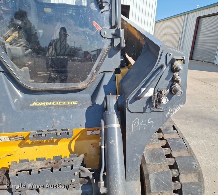 image for item EQ2300 2018 John Deere 333G tracked skid steer loader