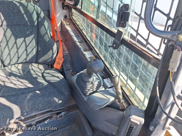 image for item EQ2300 2018 John Deere 333G tracked skid steer loader