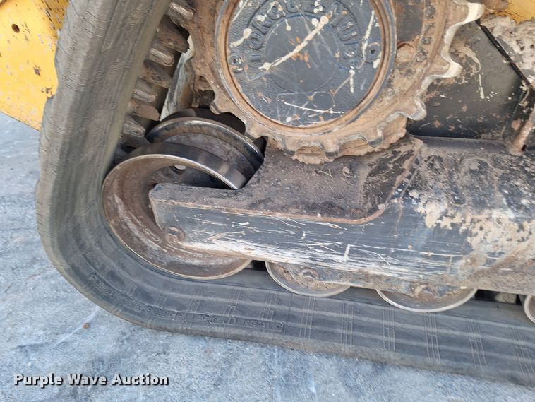 image for item EQ2300 2018 John Deere 333G tracked skid steer loader