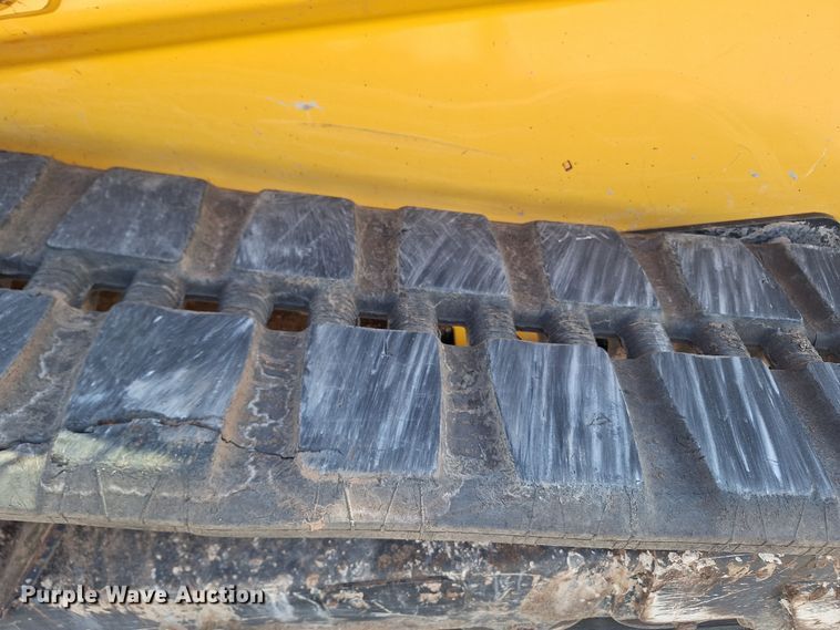 image for item EQ2300 2018 John Deere 333G tracked skid steer loader