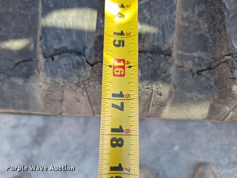 image for item EQ2300 2018 John Deere 333G tracked skid steer loader