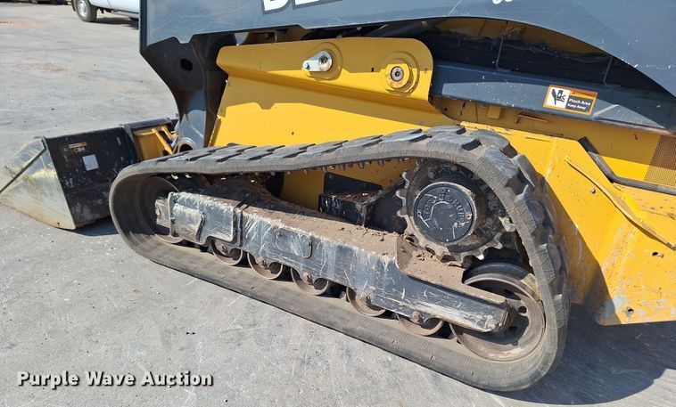 image for item EQ2300 2018 John Deere 333G tracked skid steer loader