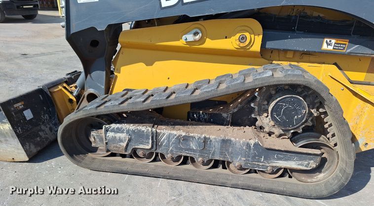 image for item EQ2300 2018 John Deere 333G tracked skid steer loader