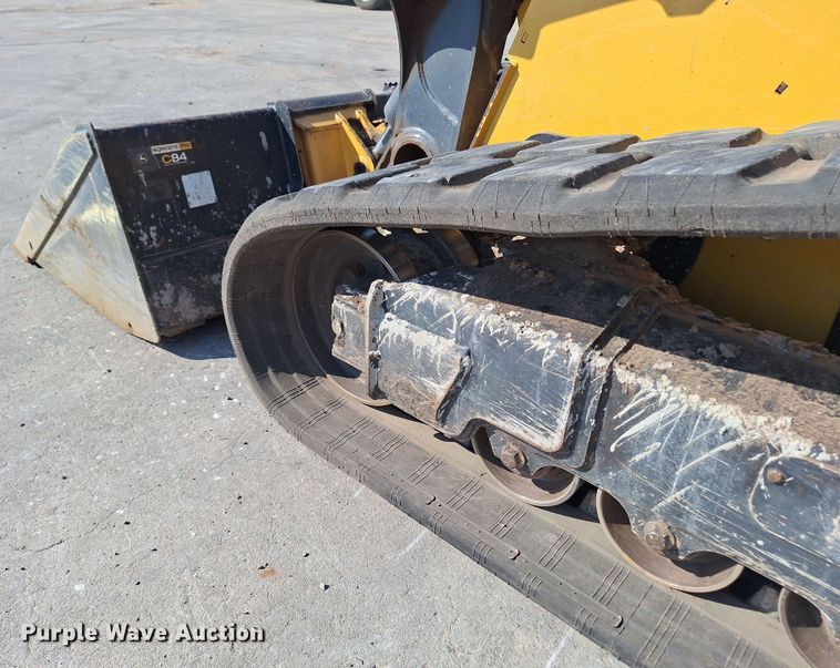 image for item EQ2300 2018 John Deere 333G tracked skid steer loader