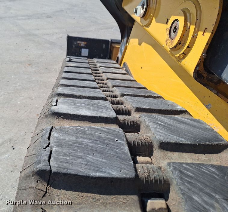 image for item EQ2300 2018 John Deere 333G tracked skid steer loader