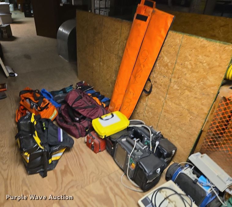 image for item EQ3518 EMS equipment 