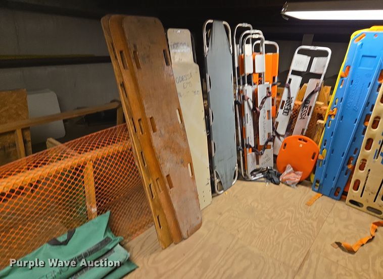 image for item EQ3518 EMS equipment 