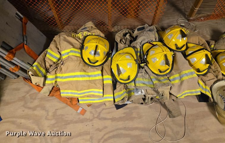 image for item EQ3519 Fire fighter equipment