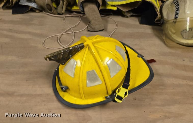 image for item EQ3519 Fire fighter equipment