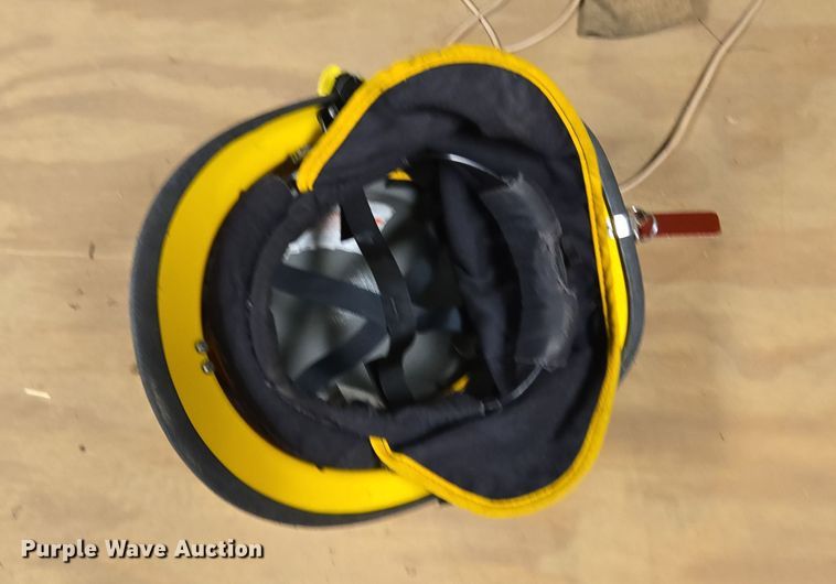 image for item EQ3519 Fire fighter equipment