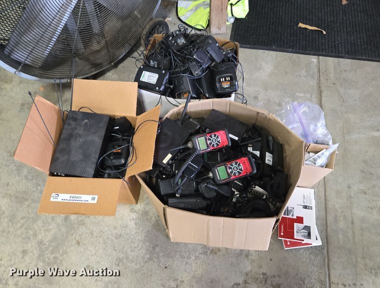 image for item EQ3521 Approximately 35 two way radios 
