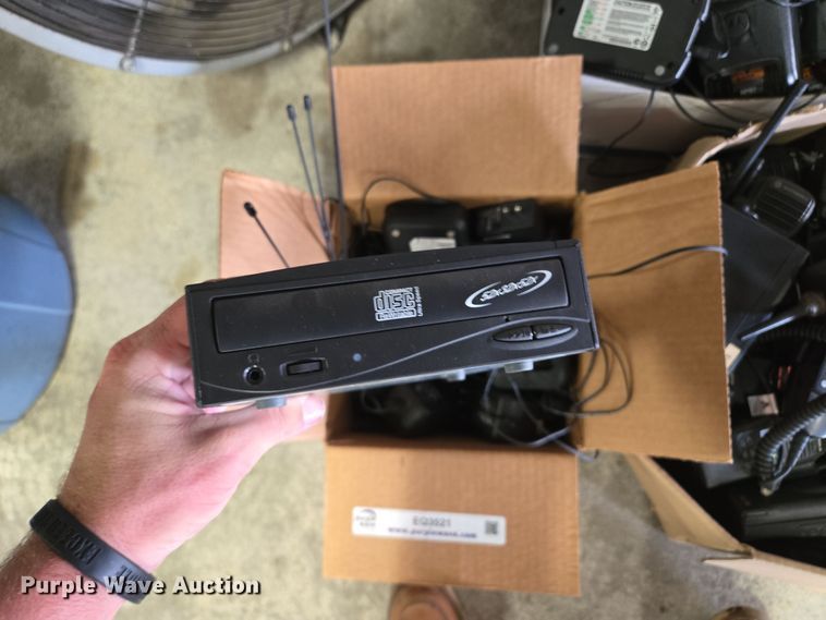 image for item EQ3521 Approximately 35 two way radios 