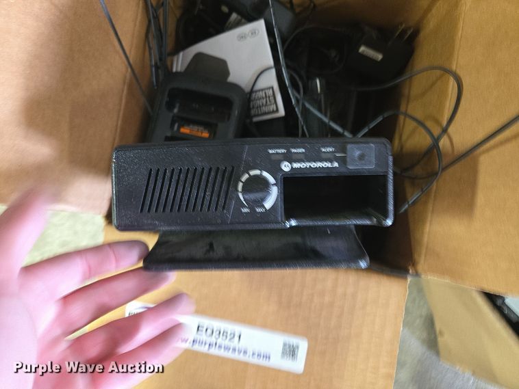 image for item EQ3521 Approximately 35 two way radios 