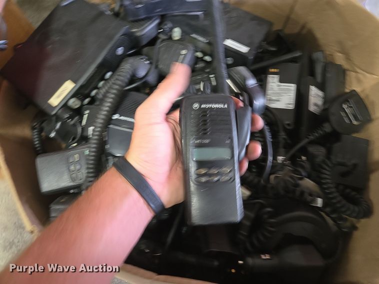 image for item EQ3521 Approximately 35 two way radios 