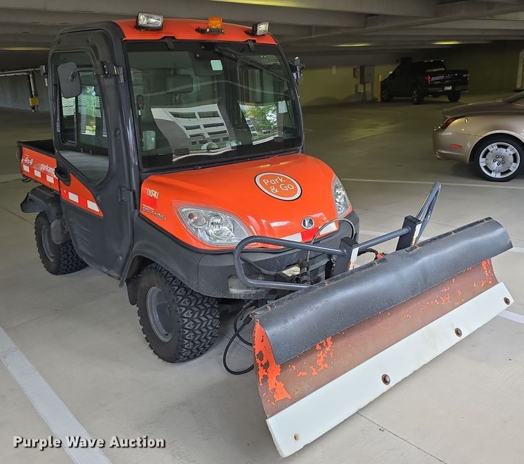 image for item IO9996 2012 Kubota RTV1100 utility vehicle