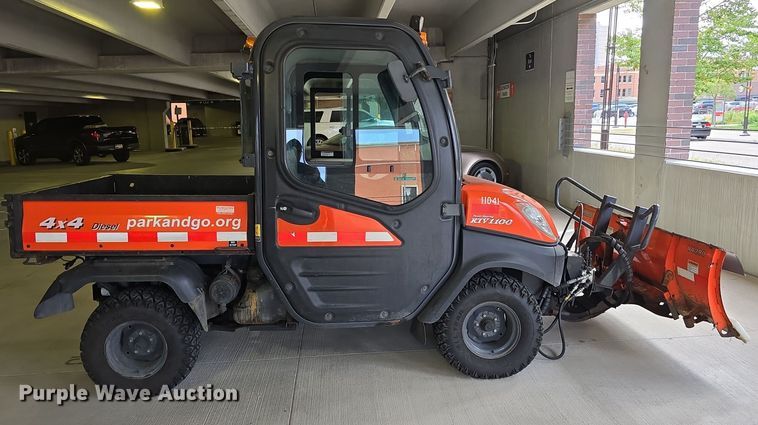 image for item IO9996 2012 Kubota RTV1100 utility vehicle