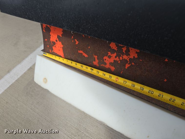 image for item IO9996 2012 Kubota RTV1100 utility vehicle