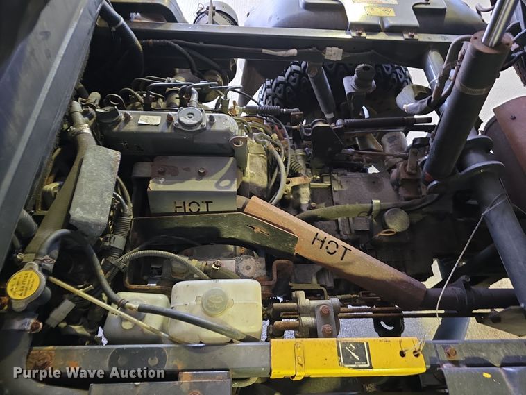 image for item IO9996 2012 Kubota RTV1100 utility vehicle