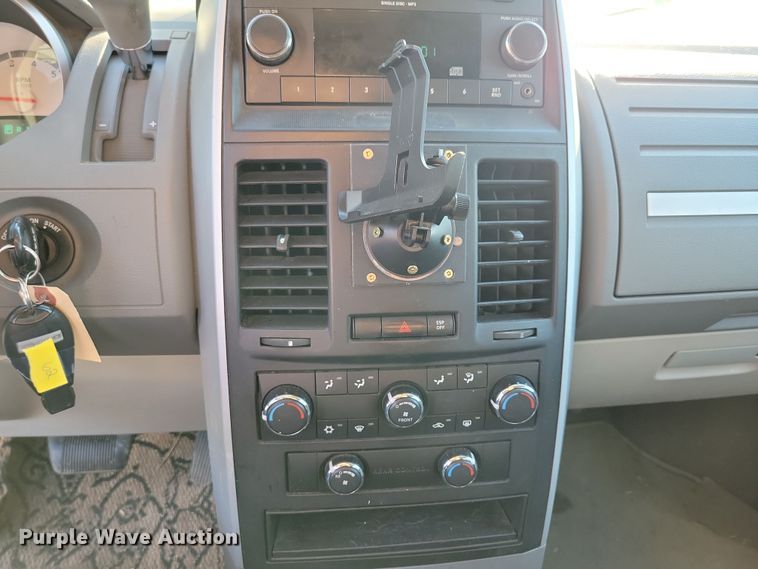 image for item JO9339 2009 Dodge Grand Caravan SE van