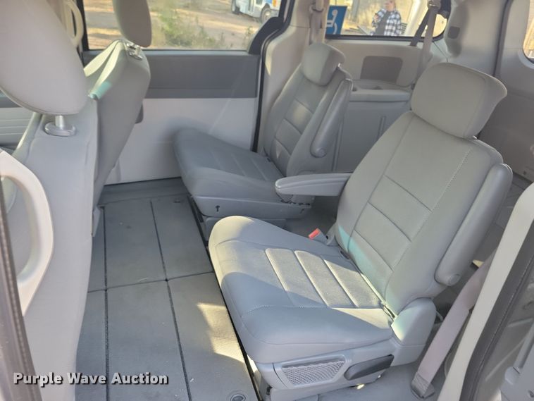 image for item JO9339 2009 Dodge Grand Caravan SE van