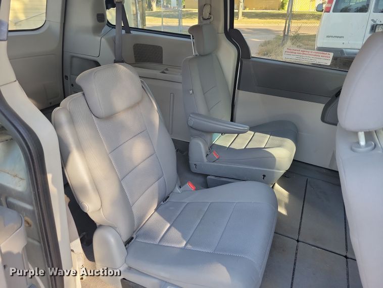 image for item JO9339 2009 Dodge Grand Caravan SE van