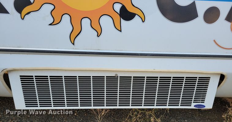 image for item JO9340 2007 Ford Eldorado  shuttle bus