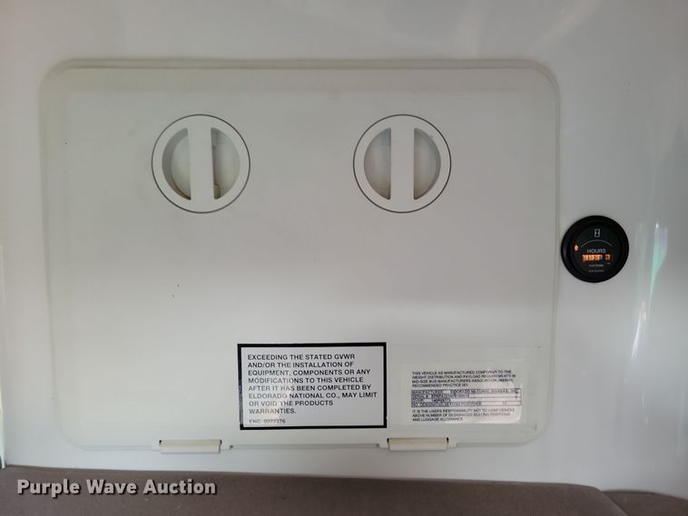 image for item JO9340 2007 Ford Eldorado  shuttle bus