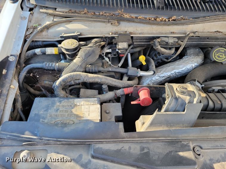 image for item JO9340 2007 Ford Eldorado  shuttle bus