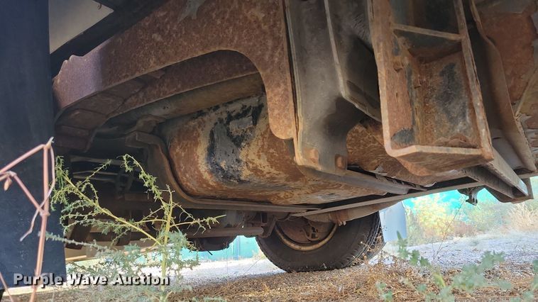 image for item JO9340 2007 Ford Eldorado  shuttle bus