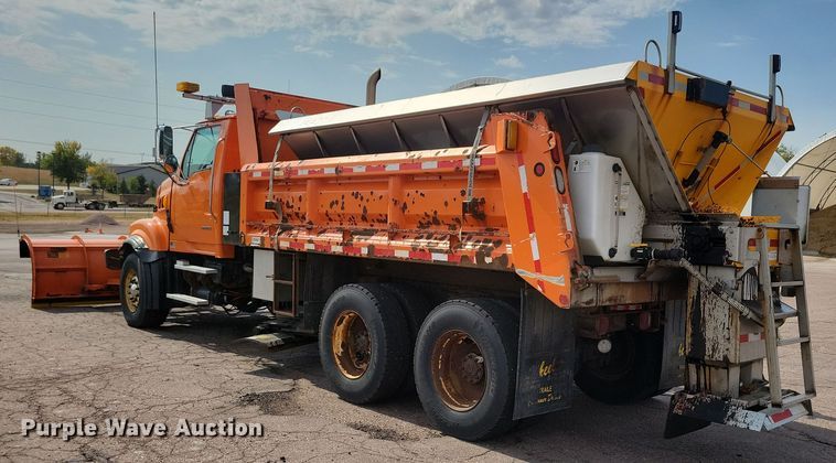 image for item JO9375 2009 Sterling LT9500 dump truck