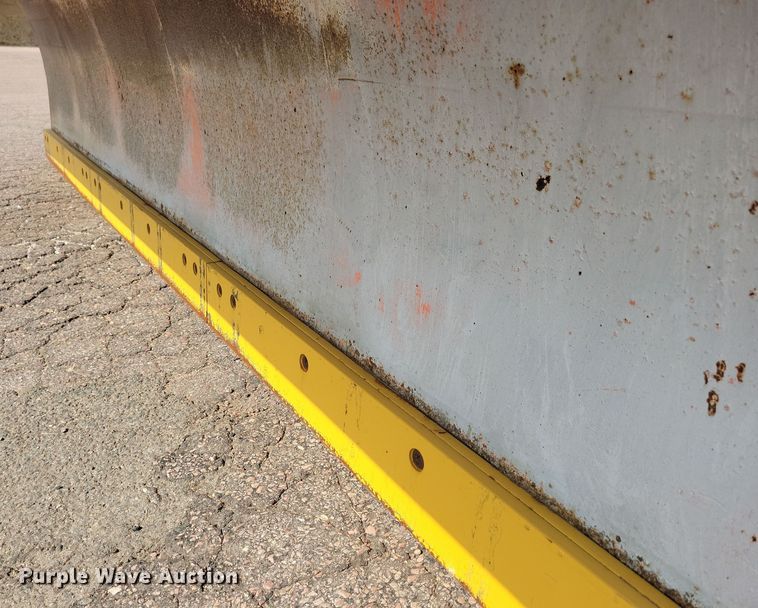 image for item JO9375 2009 Sterling LT9500 dump truck