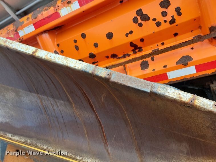 image for item JO9375 2009 Sterling LT9500 dump truck