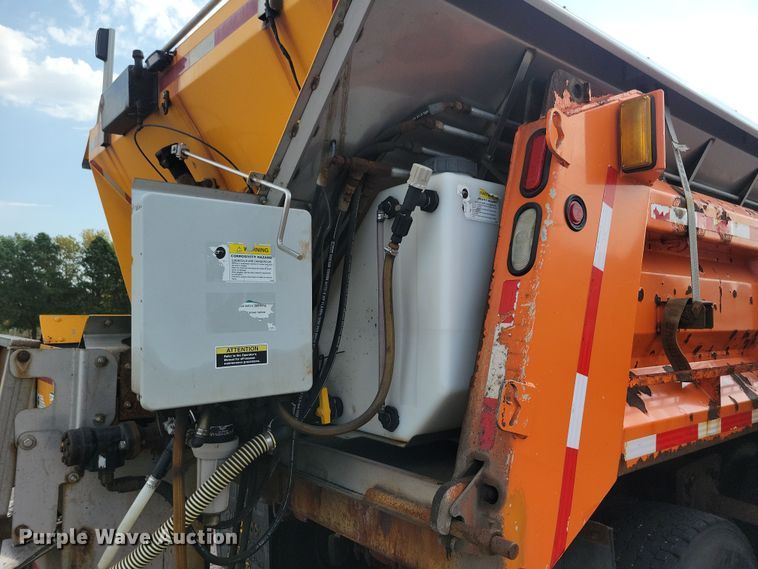 image for item JO9375 2009 Sterling LT9500 dump truck