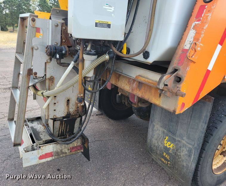 image for item JO9375 2009 Sterling LT9500 dump truck