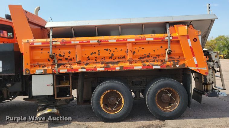 image for item JO9375 2009 Sterling LT9500 dump truck