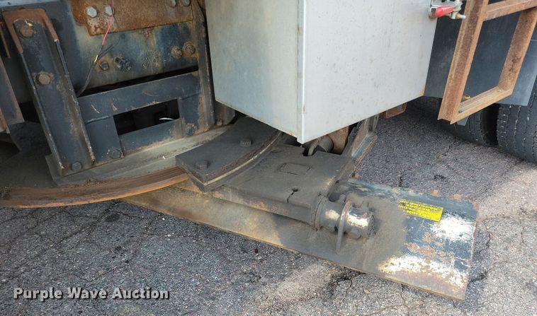 image for item JO9375 2009 Sterling LT9500 dump truck