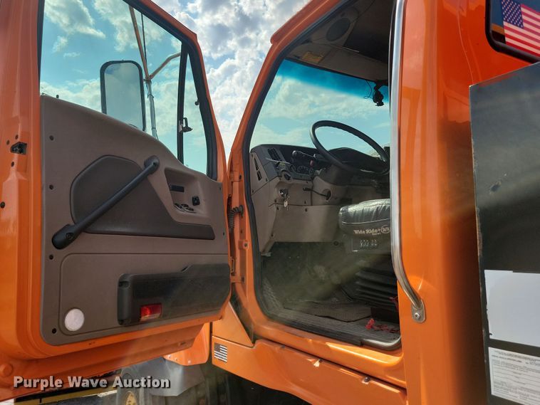 image for item JO9375 2009 Sterling LT9500 dump truck