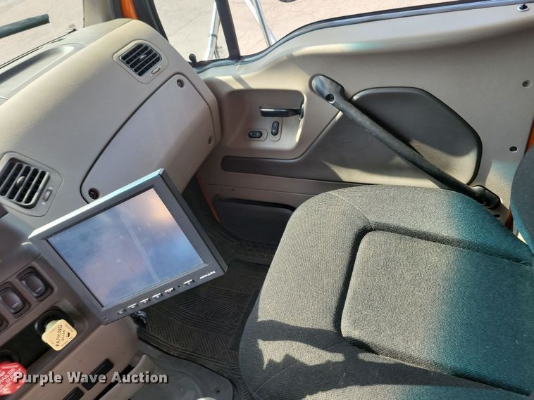 image for item JO9375 2009 Sterling LT9500 dump truck