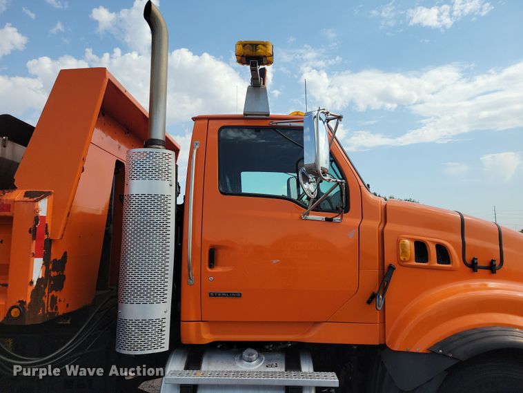 image for item JO9375 2009 Sterling LT9500 dump truck