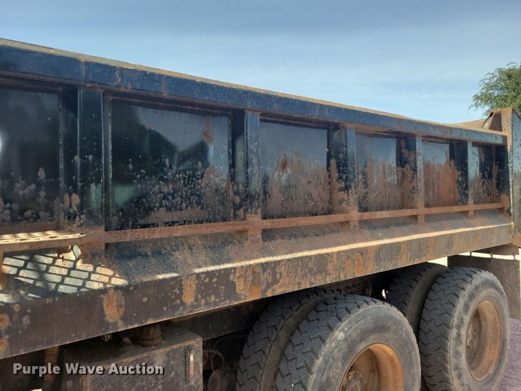 image for item JO9376 2013 International WorkStar 7000 dump truck