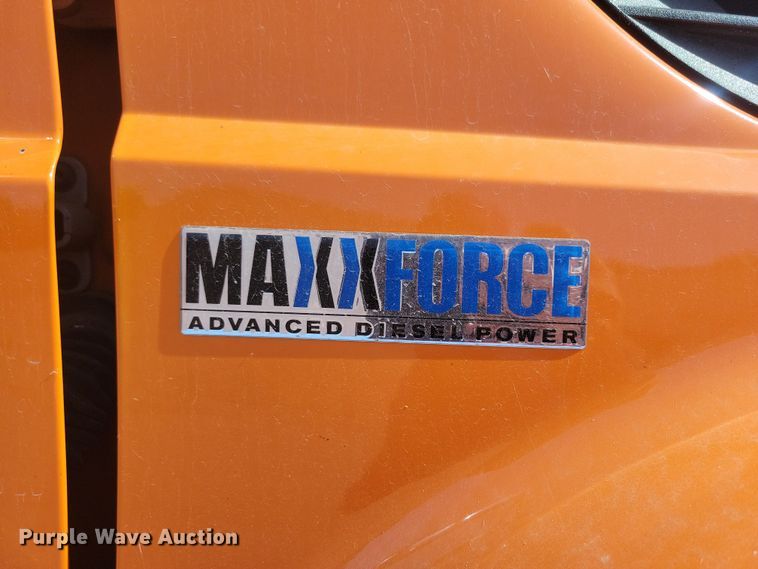 image for item JO9376 2013 International WorkStar 7000 dump truck