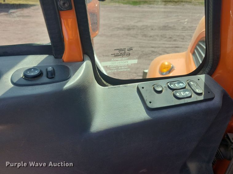 image for item JO9376 2013 International WorkStar 7000 dump truck