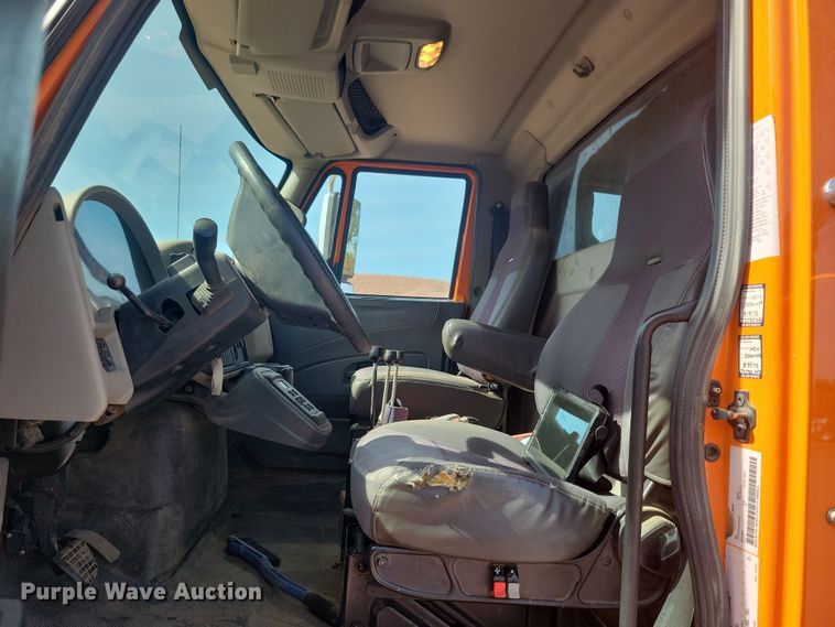 image for item JO9376 2013 International WorkStar 7000 dump truck