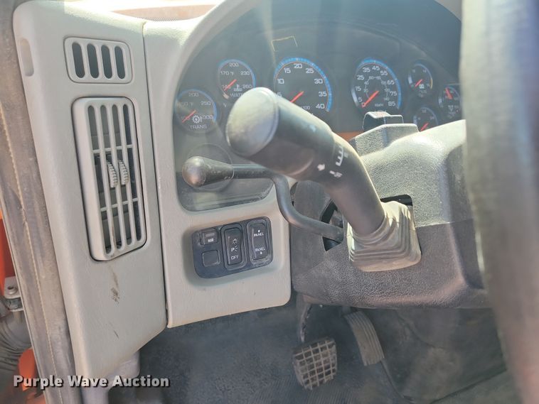 image for item JO9376 2013 International WorkStar 7000 dump truck