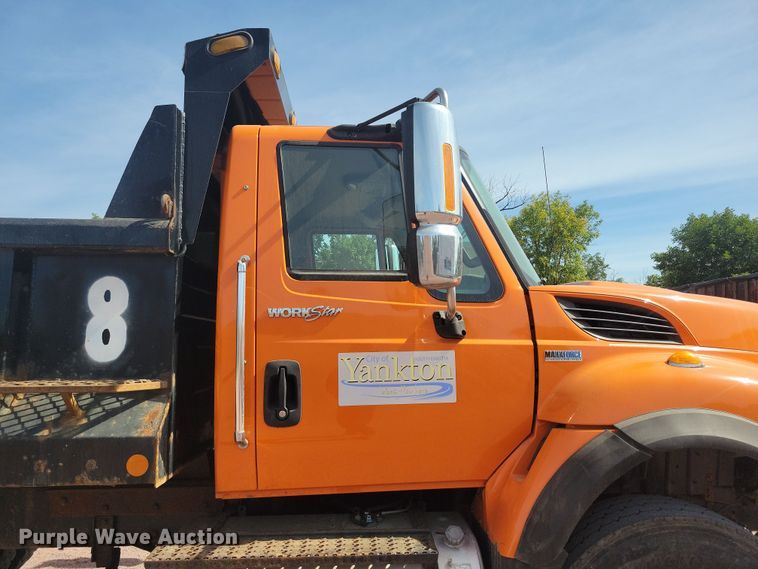 image for item JO9376 2013 International WorkStar 7000 dump truck