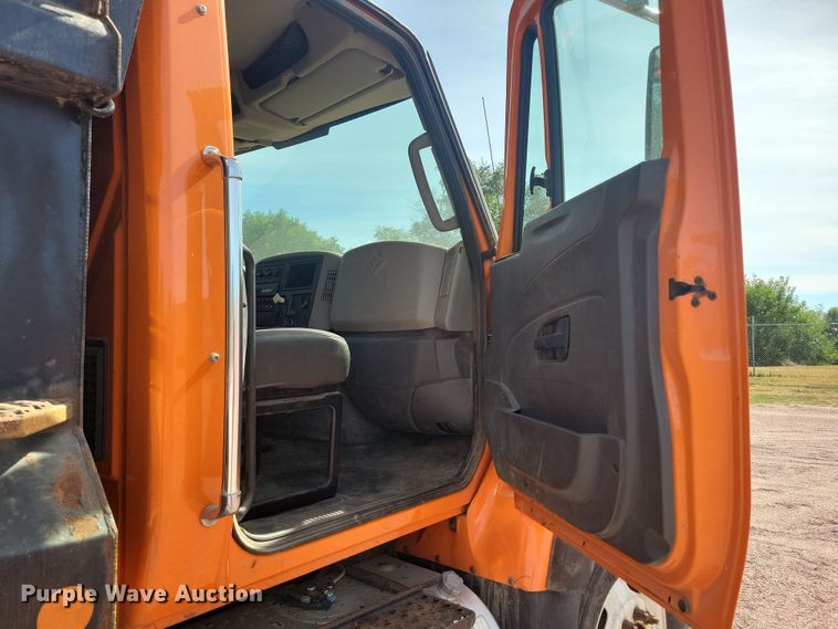 image for item JO9376 2013 International WorkStar 7000 dump truck