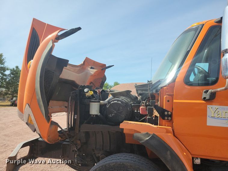 image for item JO9376 2013 International WorkStar 7000 dump truck